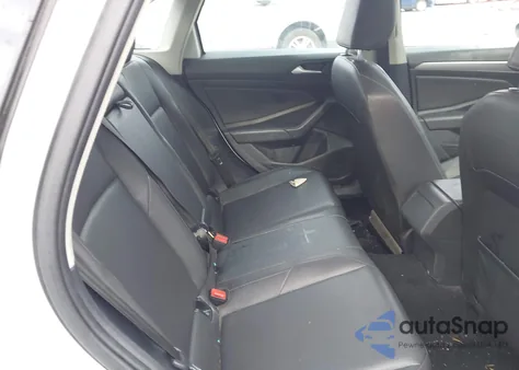 2019 Volkswagen Jetta 1.4T R-Line/1.4T S/Se z USA, uszkodzony, nr VIN 3VWCB7BU1KM161258